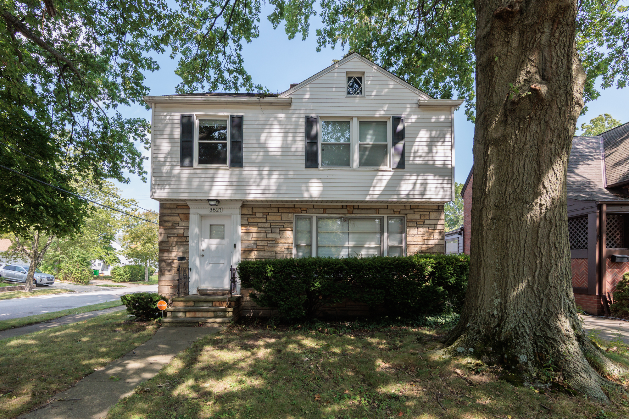 3827 Covington Rd