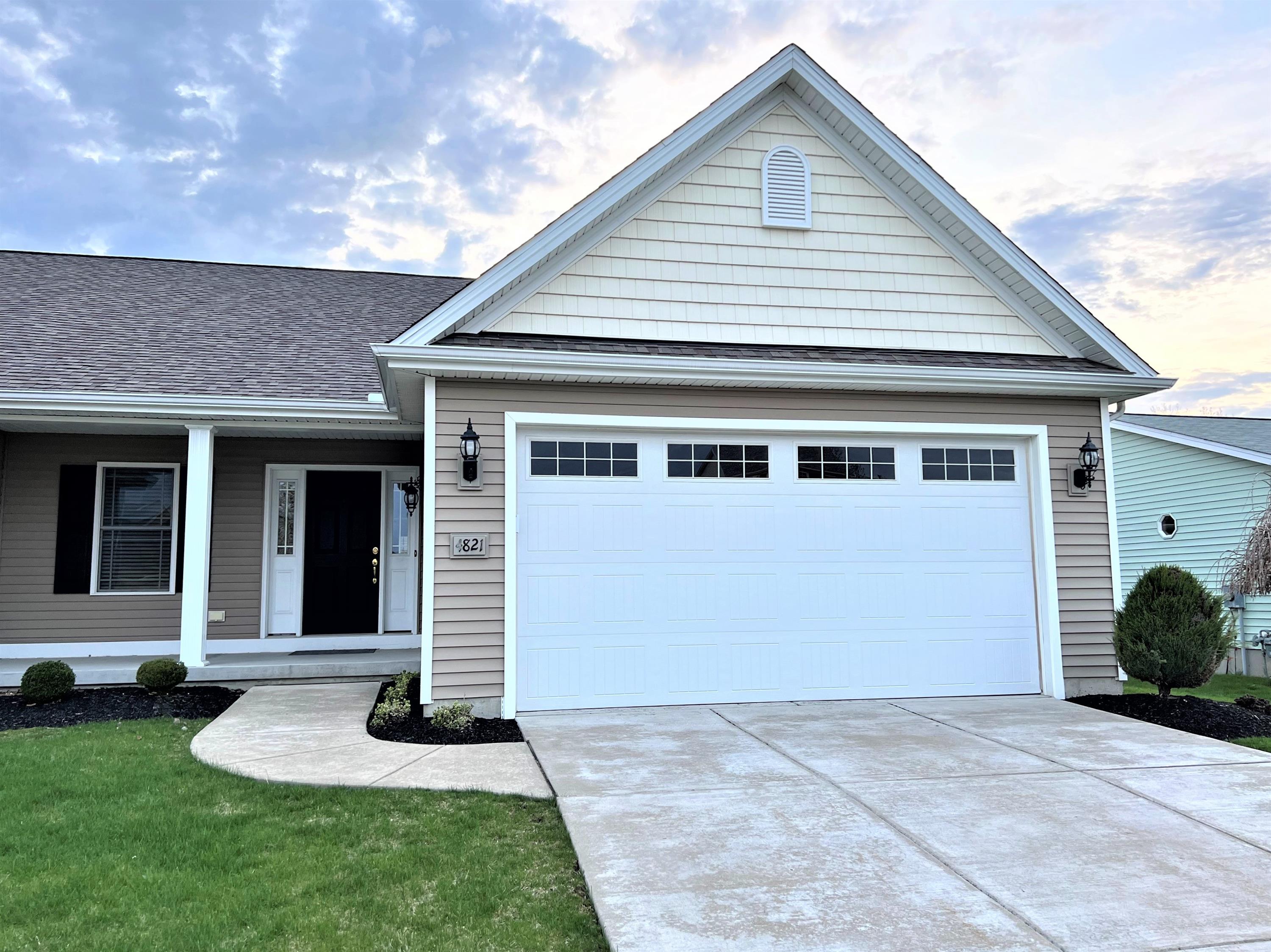 4821 East Highland Parkway